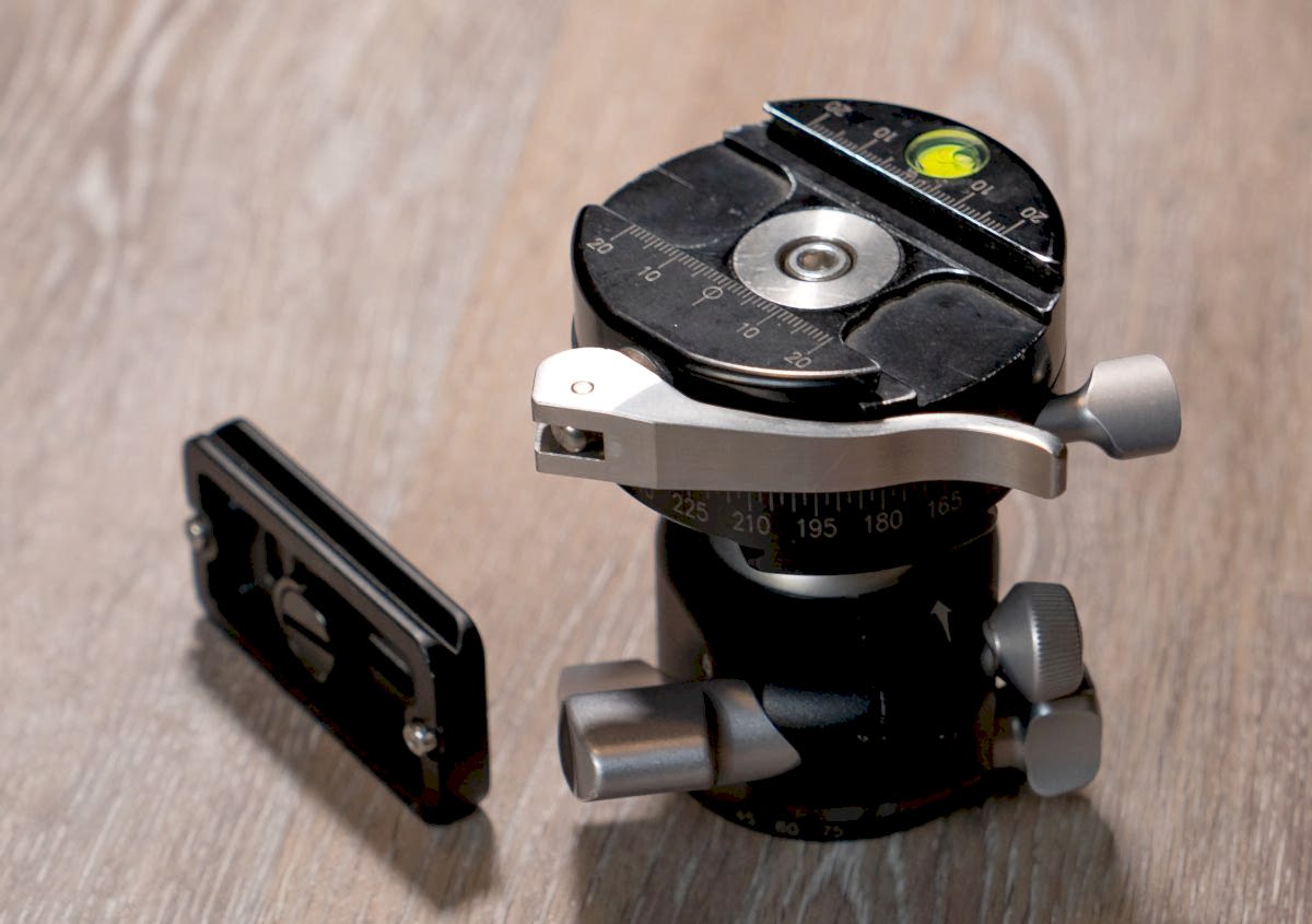 Arca swiss style head and plate